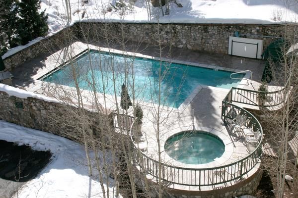 THE BORDERS LODGE BY WESTERN SEASONS (Avon)